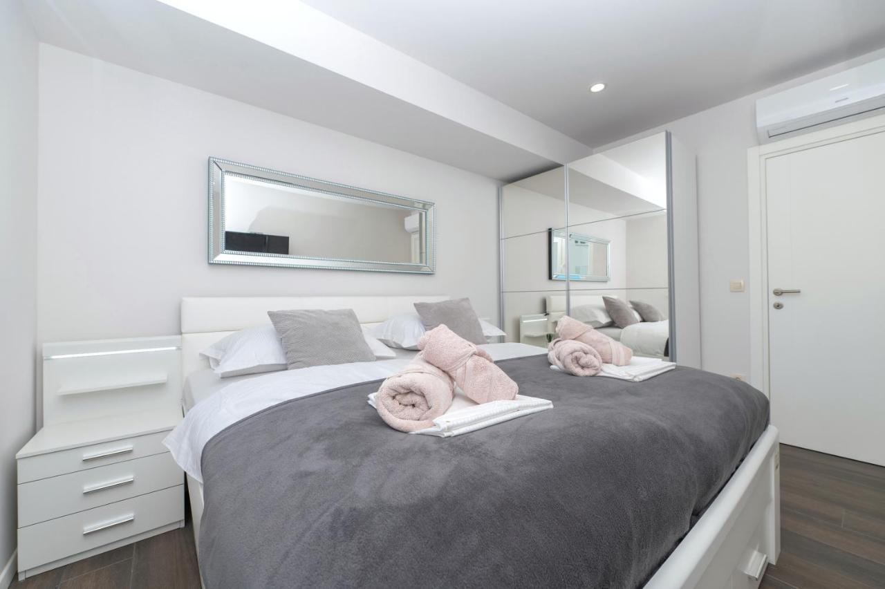Luxury Apartment Purple Summer Sea View Makarska Zewnętrze zdjęcie