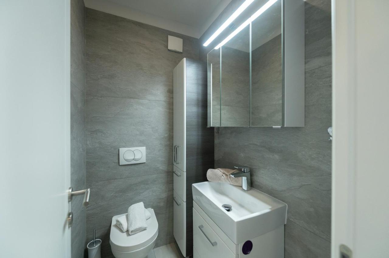 Luxury Apartment Purple Summer Sea View Makarska Zewnętrze zdjęcie