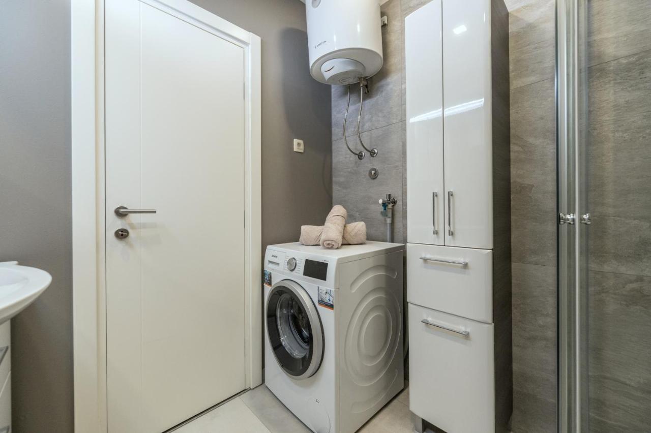 Luxury Apartment Purple Summer Sea View Makarska Zewnętrze zdjęcie